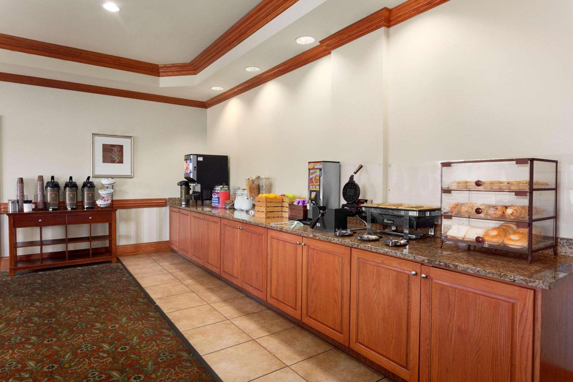 Country Inn & Suites By Radisson, Tifton, Ga Екстериор снимка